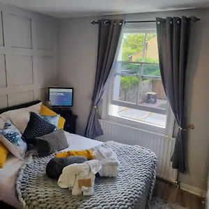  Apartment At 113b - A Away From